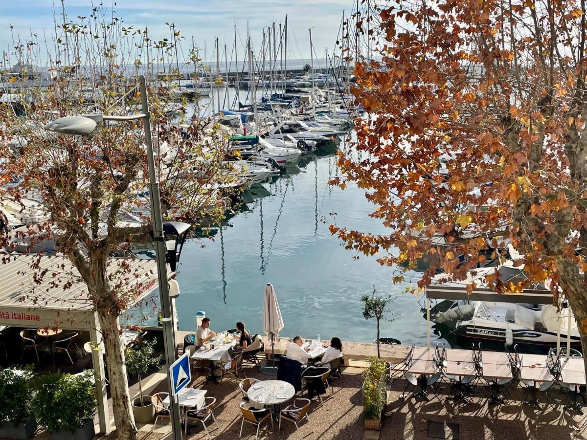 Le Petit Pinson Meerblick Port Golfe-Juan Exteriér fotografie